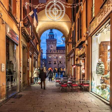 Urbanicooh San Petronio - Torre Asinelli View Lägenhet Bologna Exteriör bild